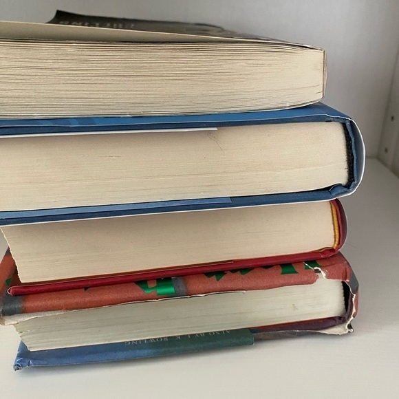 Bundle of 4 Books - Picture 4 of 5